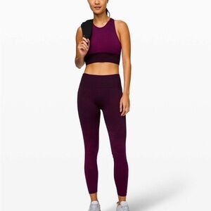Lululemon Ebb to Train Tight *Wash
Marvel / Black / Black